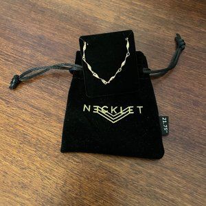 Brand New Necklet chain necklace in yellow gold color